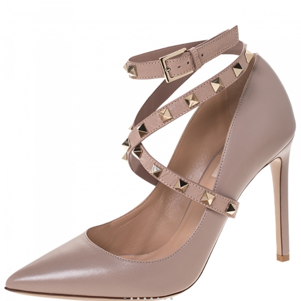 Brand new valentino rockstud pump with wrap